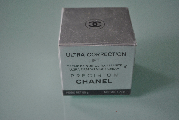 Крем для лица ночной Chanel Ultra Correction Lift 50ml (серебро) 
