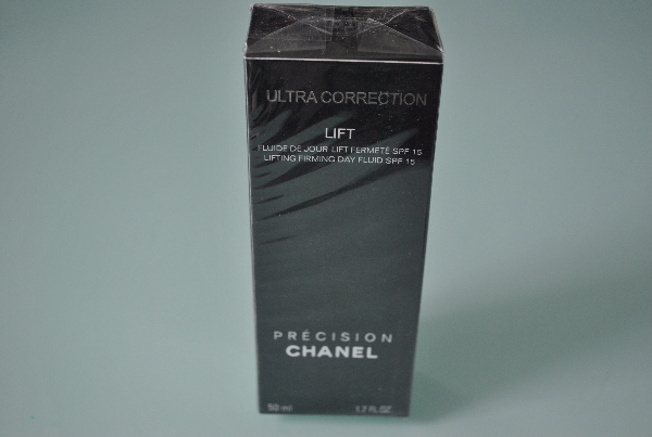Крем для лица дневной Chanel Ultra Correction Lift 50g (черный высокий) 
