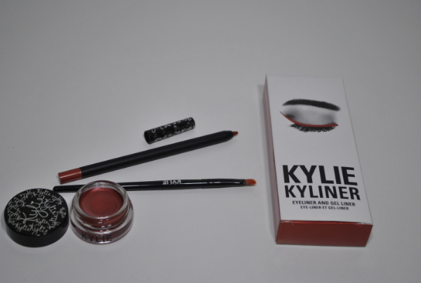 Набор крем-подводка+карандаш+кисточка Kylie Kyliner Eyeliner And Gel Liner 3in1