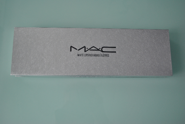 Помада MAC Matte Lipstick Rouge A Levres 3g. (подарочная упаковка серебро) mix 12шт.