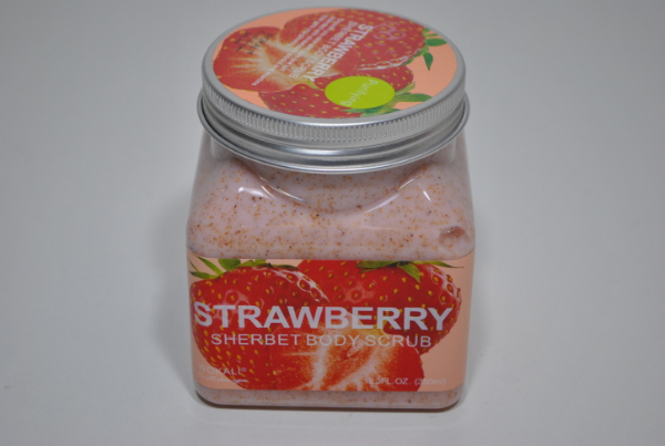 Скраб для тела Wokali Strawberry Sherbet Body Scrub 350ml. 