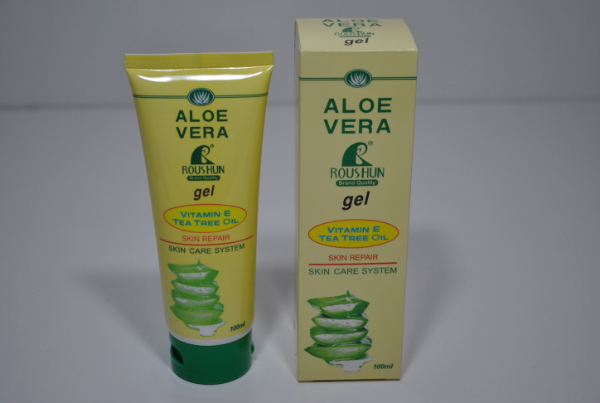 Гель Roushun Aloe Vera Gel Vitamin E Tea Tree Oil 100ml.
