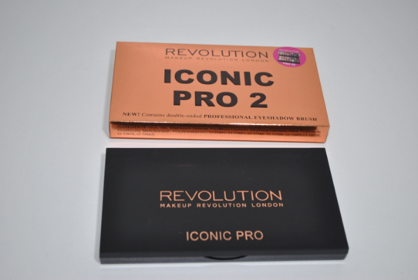 Набор тени Revolution Iconic Pro 2 16цв. 
